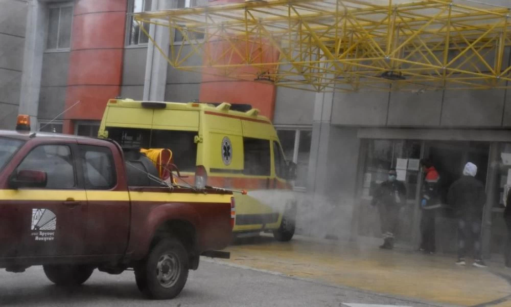 Επιπεδώνεται η καμπύλη αλλά δεν εφησυχάζουμε το μήνυμα του αντιπροέδρου του ΕΟΔΥ